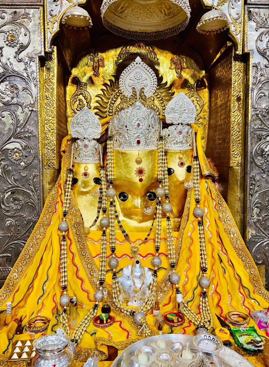 Baglamukhi
