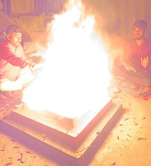 Maa Baglamukhi